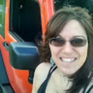 Meet your Posher, Lorrie